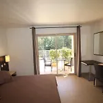 Et Costa Rossa Hotel