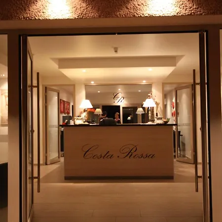 Et Costa Rossa Hotel 3*